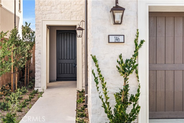 146 Tomahawk, Irvine CA: https://media.crmls.org/medias/e3167110-33a0-484c-8dca-2affd2565f19.jpg