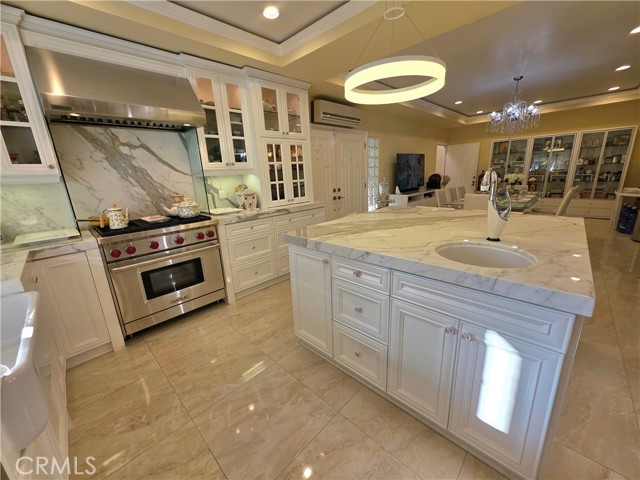 Detail Gallery Image 11 of 64 For Address Is Not Disclosed, Gardena,  CA 90249 - 5 Beds | 4 Baths