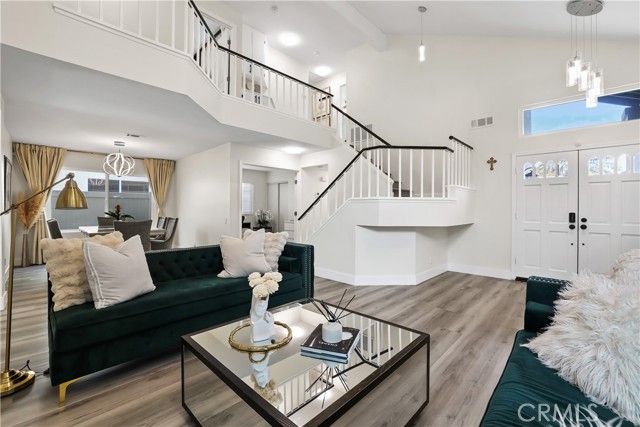 28752 Vista Santiago Road, Lake Forest CA: https://media.crmls.org/medias/e318027c-81c3-4916-9513-6e042fbd9a90.jpg