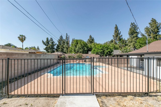 Detail Gallery Image 38 of 44 For 11127 Monogram Ave, Granada Hills,  CA 91344 - 3 Beds | 2 Baths