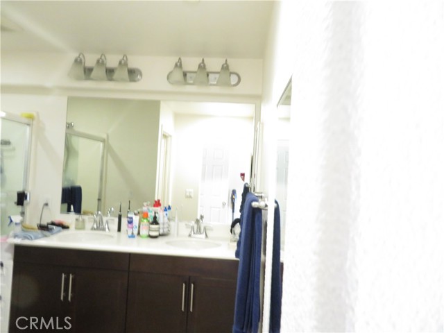 Detail Gallery Image 28 of 41 For 965 Acacia Ln, Montebello,  CA 90640 - 3 Beds | 3 Baths