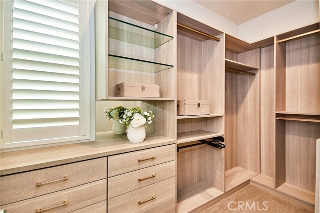 320 Magnet, Irvine CA: https://media.crmls.org/medias/e31995c6-9e40-4e96-b03c-33e623cfe21c.jpg
