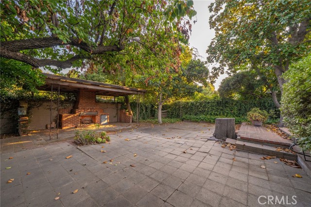 644 W 10th Street, Claremont CA: https://media.crmls.org/medias/e31a186b-db65-4ccb-b4da-245c64fd4240.jpg