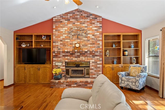 Image 4 of 43 For 6150 Firethorn Circle