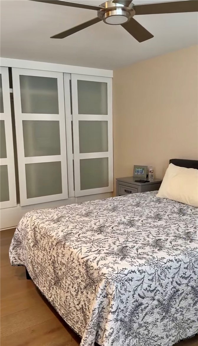 https://media.crmls.org/medias/e31bab13-3d44-43f6-940d-d24d9357ecc2.jpg?preset=X-Large