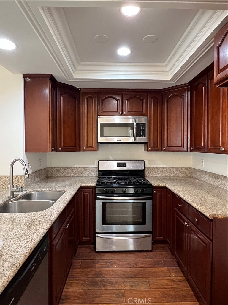 12235 Pine Street #18