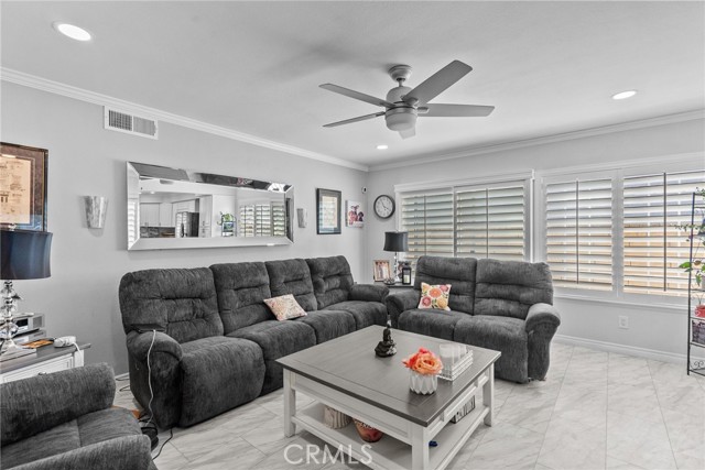 Detail Gallery Image 19 of 37 For 25536 Old Course Way, Valencia,  CA 91355 - 3 Beds | 2 Baths