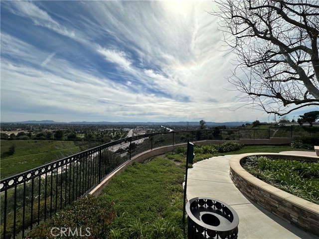 Detail Gallery Image 7 of 33 For 15641 66 Odyssey Dr #66,  Granada Hills,  CA 91344 - 3 Beds | 4 Baths