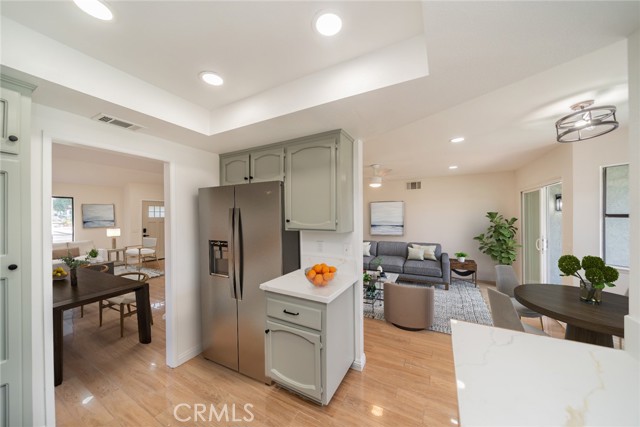 Detail Gallery Image 10 of 25 For 24345 Moonraker Ln, Moreno Valley,  CA 92557 - 4 Beds | 2 Baths