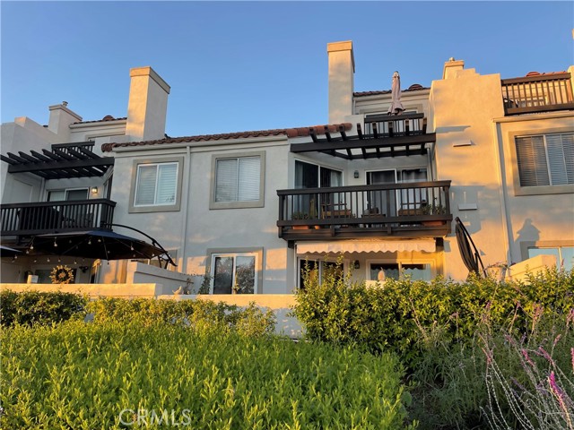 63 Brisa Del Lago, Rancho Santa Margarita CA: https://media.crmls.org/medias/e31d8f0f-6746-47f7-90b4-070e6c2cd992.jpg
