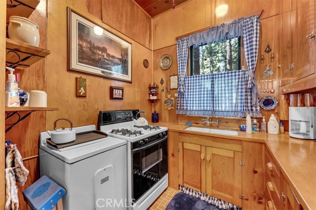 Detail Gallery Image 7 of 24 For 18129 Elm Way, Mill Creek,  CA 96061 - 2 Beds | 2 Baths