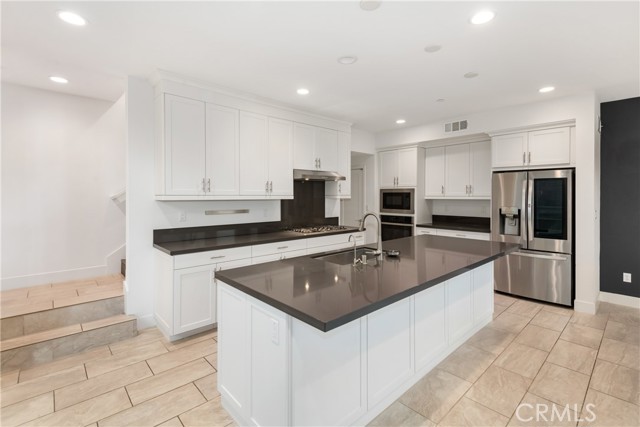 167 Tenor, Irvine CA: https://media.crmls.org/medias/e31e6195-fd3b-4b6b-9632-fb19ca5fd426.jpg