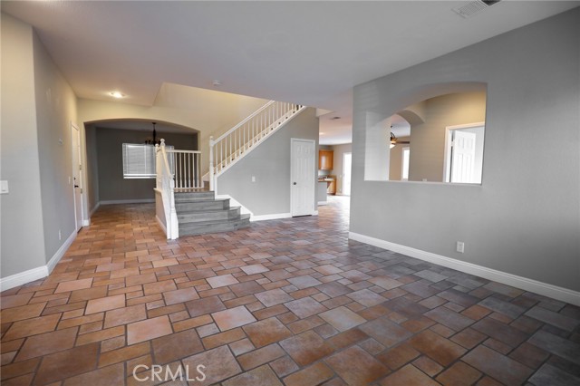 Detail Gallery Image 2 of 12 For 41626 Slice, Temecula,  CA 92591 - 4 Beds | 2/1 Baths