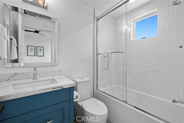 3002 Laurel Avenue, Manhattan Beach, California 90266, 5 Bedrooms Bedrooms, ,5 BathroomsBathrooms,Residential,Sold,Laurel,SB22092750