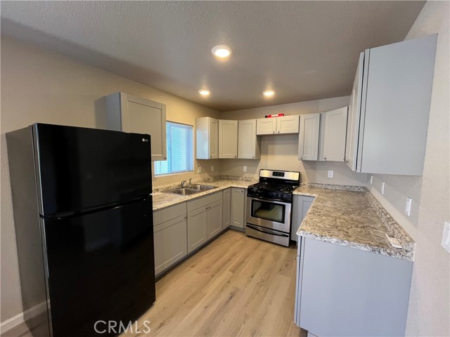 Detail Gallery Image 8 of 30 For 1172 E Rice Ranch Rd #101, 102,  Santa Maria,  CA 93455 - 7 Beds | 4 Baths