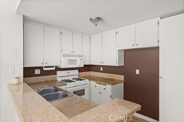 Detail Gallery Image 11 of 22 For 18808 Mandan St #302,  Canyon Country,  CA 91351 - 1 Beds | 1 Baths