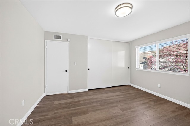 Image 28 of 60 For 11370 Nashawena Court