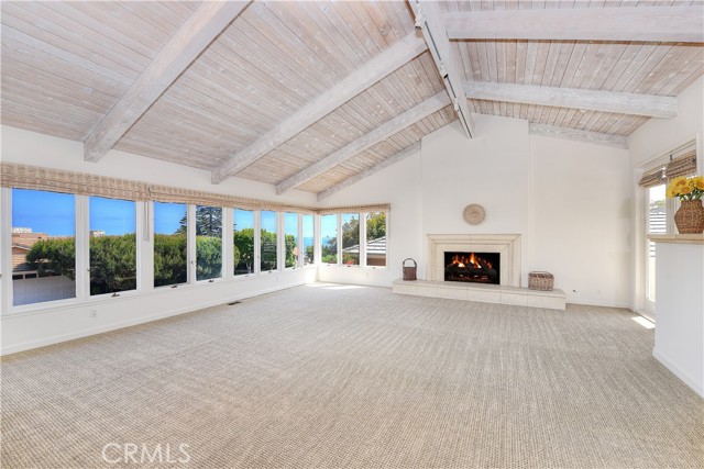 Detail Gallery Image 5 of 28 For 906 Emerald Bay, Laguna Beach,  CA 92651 - 4 Beds | 2/1 Baths