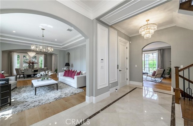 2119 Holly Avenue, Arcadia CA: https://media.crmls.org/medias/e32099b5-82c5-4c1e-824f-05d2830d75a3.jpg