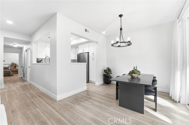 Detail Gallery Image 9 of 52 For 7322 Yellowtail Drive #104,  Huntington Beach,  CA 92648 - 2 Beds | 2 Baths