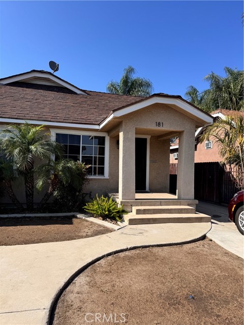 179 E 48th Street, Los Angeles CA: https://media.crmls.org/medias/e323d484-d648-4c19-8a27-f4ba8c249cd5.jpg