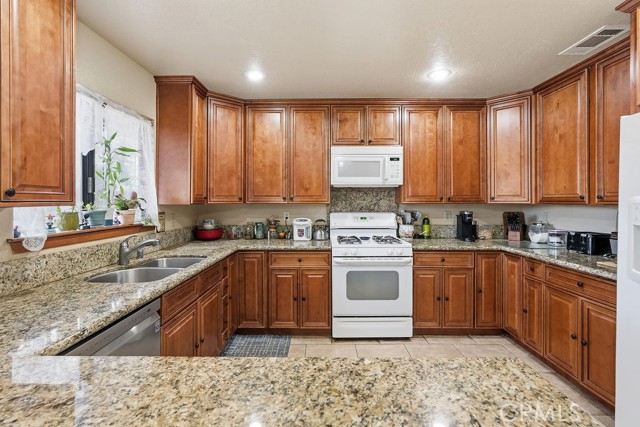 Detail Gallery Image 25 of 48 For 16019 Cactus St, Hesperia,  CA 92345 - 4 Beds | 3 Baths