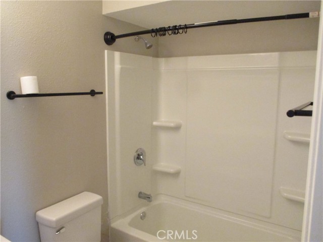 Image 39 of 50 For 26145 Cherry Hills Boulevard