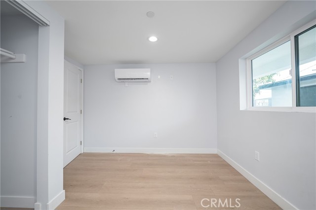 3301 Obama Boulevard, Los Angeles CA: https://media.crmls.org/medias/e3253966-5085-4ae4-8493-cf7b6918b226.jpg