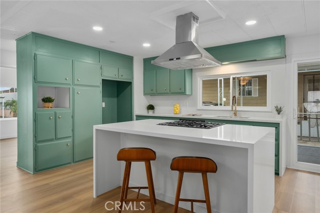 626 N. Dearborn Street, Redlands CA: https://media.crmls.org/medias/e325aa35-0fbb-450f-b282-1b54d62d238d.jpg