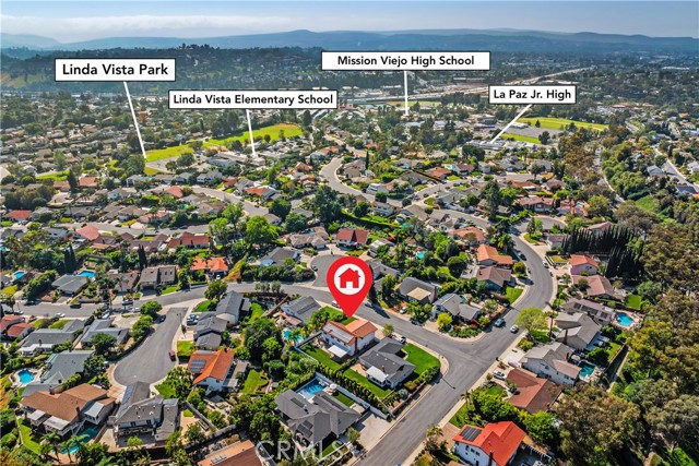 Detail Gallery Image 3 of 50 For 25172 Campina, Mission Viejo,  CA 92691 - 4 Beds | 2/1 Baths