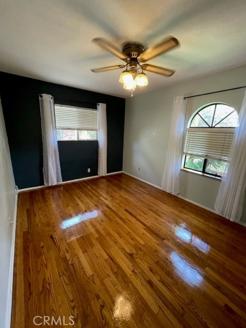 4032 Elsa Street, Lakewood CA: https://media.crmls.org/medias/e32652da-efa2-4f16-b661-f1b63f7a0a59.jpg