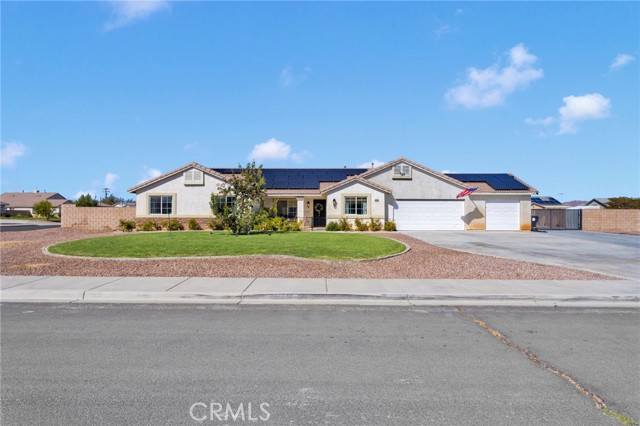 21152 Reliance, Apple Valley CA: https://media.crmls.org/medias/e326ae01-0018-48fa-8030-505cb627607f.jpg