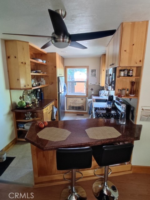 13892 Davos Drive, Truckee CA: https://media.crmls.org/medias/e326c29e-e3b2-4049-ace5-70b0e30d607a.jpg