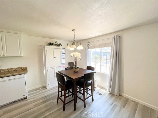 17700 Avalon Boulevard, Carson CA: https://media.crmls.org/medias/e3272ad6-af0a-4b9f-809b-522d3e22e63f.jpg