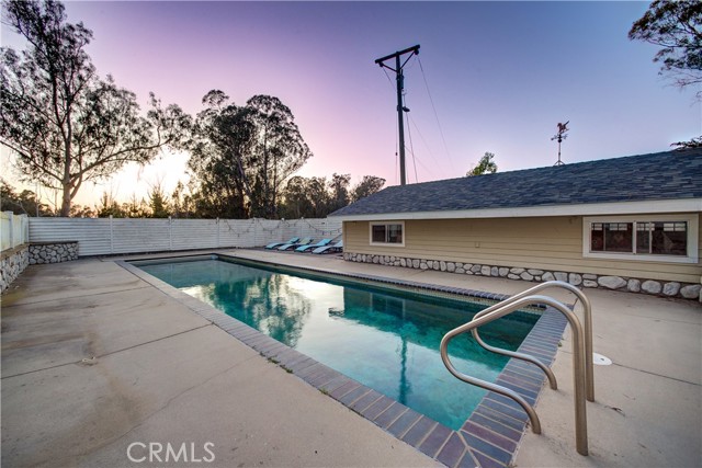 1473 Willow Road, Nipomo CA: https://media.crmls.org/medias/e327f78f-cc55-4d2c-9505-495b6854a8f7.jpg