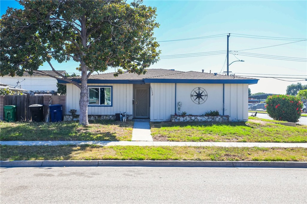 13352 Barney Street