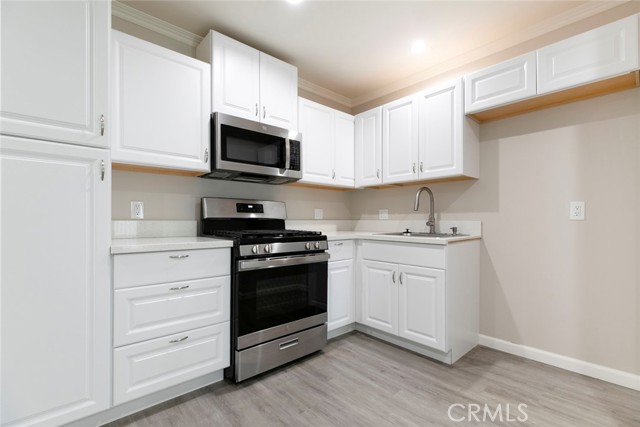 Detail Gallery Image 10 of 38 For 6545 Coldwater Canyon Ave, North Hollywood,  CA 91606 - 4 Beds | 2 Baths