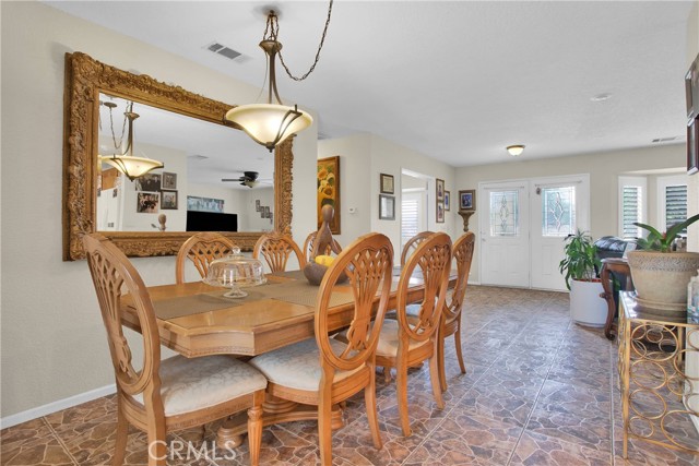 Detail Gallery Image 12 of 48 For 15545 Dale Evans, Apple Valley,  CA 92307 - 3 Beds | 2 Baths