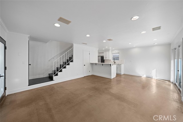 Detail Gallery Image 3 of 30 For 435 Dahlia Ave #2,  Corona Del Mar,  CA 92625 - 3 Beds | 3 Baths