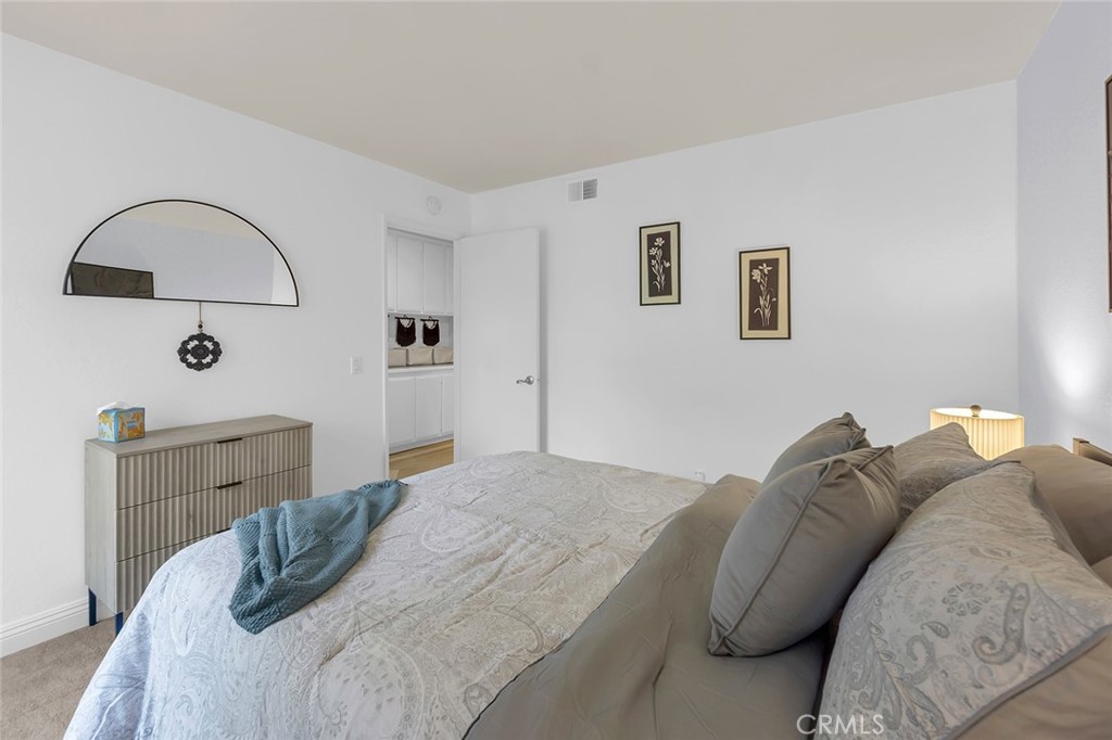 MLS #OC25257716 image #21