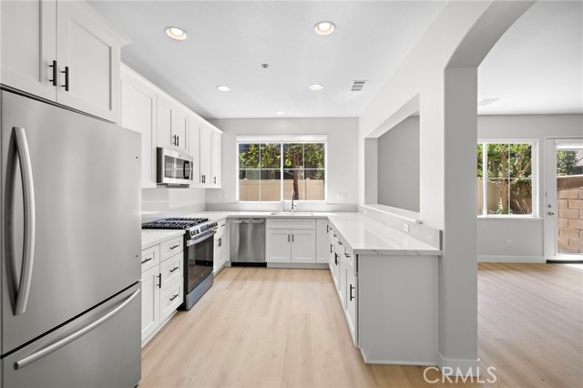 Detail Gallery Image 11 of 51 For 82 Rosenblum, Irvine,  CA 92602 - 3 Beds | 2/1 Baths