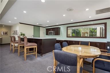 https://media.crmls.org/medias/e32ae734-420d-4123-8a1a-cccf8b66d43e.jpg?preset=X-Large