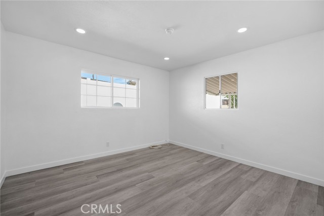 672 N 17TH, Banning CA: https://media.crmls.org/medias/e32ae775-8cae-4ded-ba53-bf5c363cc70b.jpg