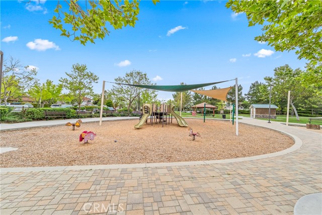 18972 Singingwood Circle, Trabuco Canyon CA: https://media.crmls.org/medias/e32b4cc6-747c-4fe7-ac63-4af83da1632b.jpg