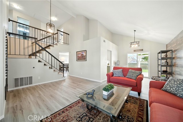 1440 Amanda Place, Upland CA: https://media.crmls.org/medias/e32be420-27fc-47d3-9b43-ac357b0d8a11.jpg