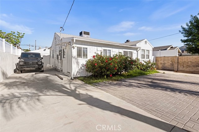 Front Image Thumbnail for CRGD25266805