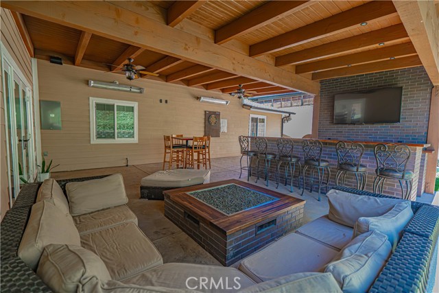 Detail Gallery Image 47 of 65 For 22422 Los Rogues Dr, Saugus,  CA 91350 - 4 Beds | 3/1 Baths