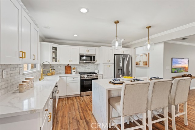 411 Holgate Street, La Habra CA: https://media.crmls.org/medias/e32cfd6e-f8c6-459d-a59c-d532ea0ce91b.jpg