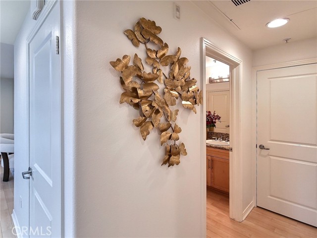 Detail Gallery Image 11 of 34 For 931 E Walnut St #206,  Pasadena,  CA 91106 - 2 Beds | 3 Baths