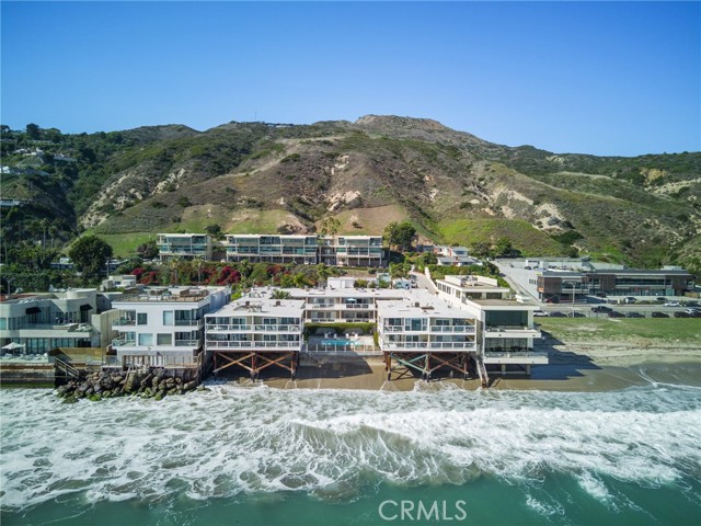 Detail Gallery Image 1 of 20 For 22626 Pacific Coast Highway #19,  Malibu,  CA 90265 - 2 Beds | 2 Baths